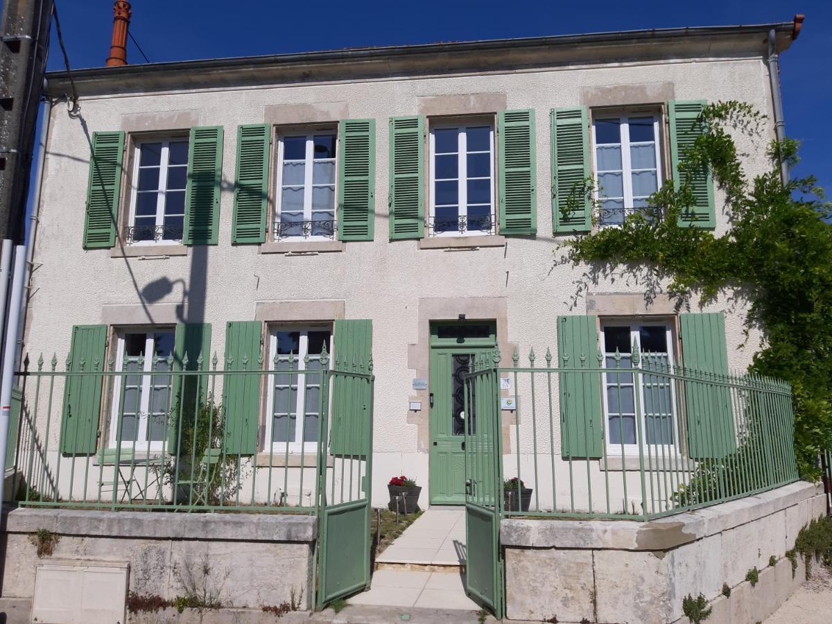 Les Volets Verts Aulnay Aulnay  Экстерьер фото