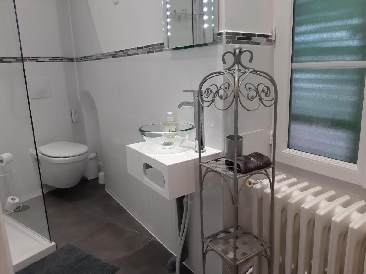 Les Volets Verts Aulnay Aulnay  Экстерьер фото